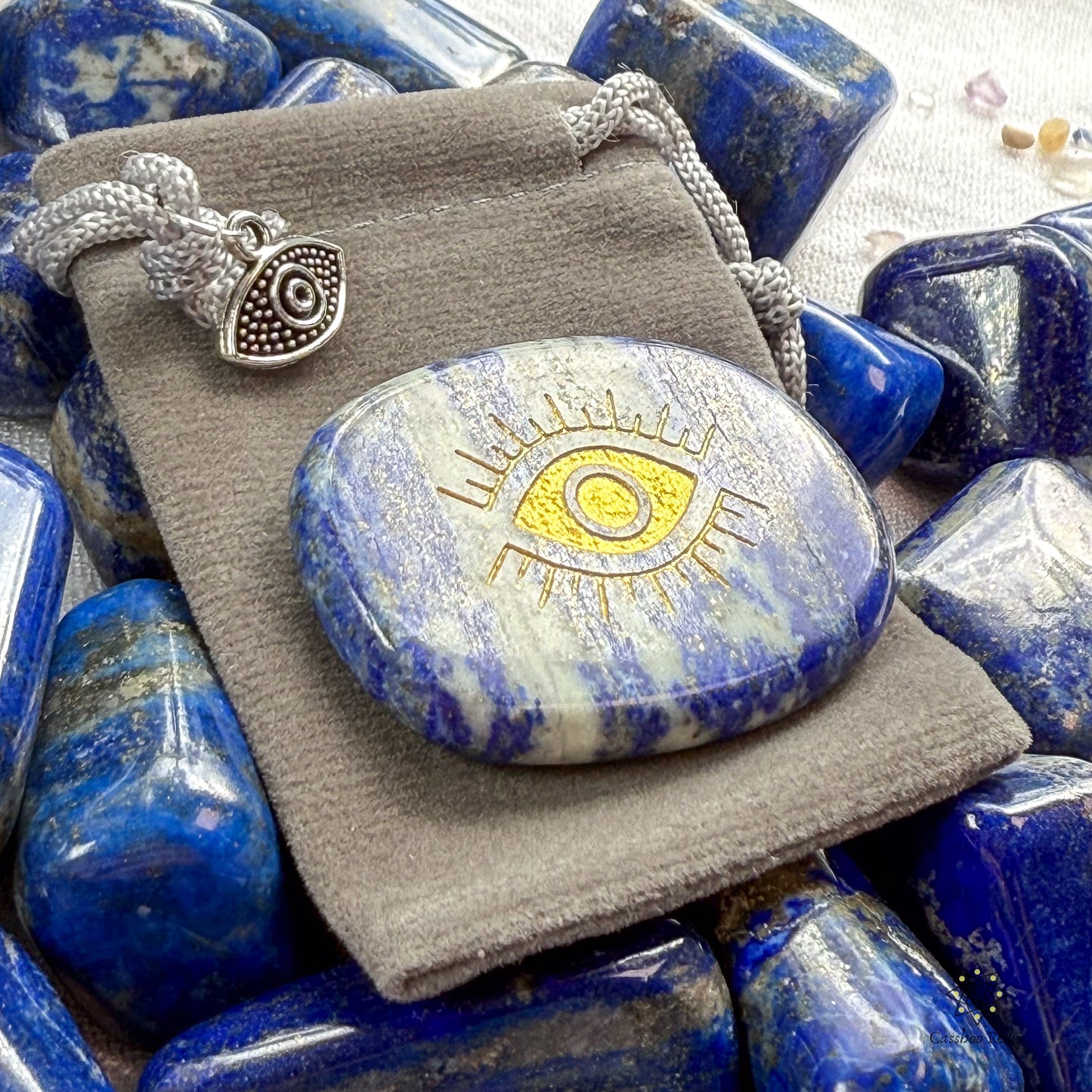 Engraved Palm Stone. Third Eye in Lapis Lazuli