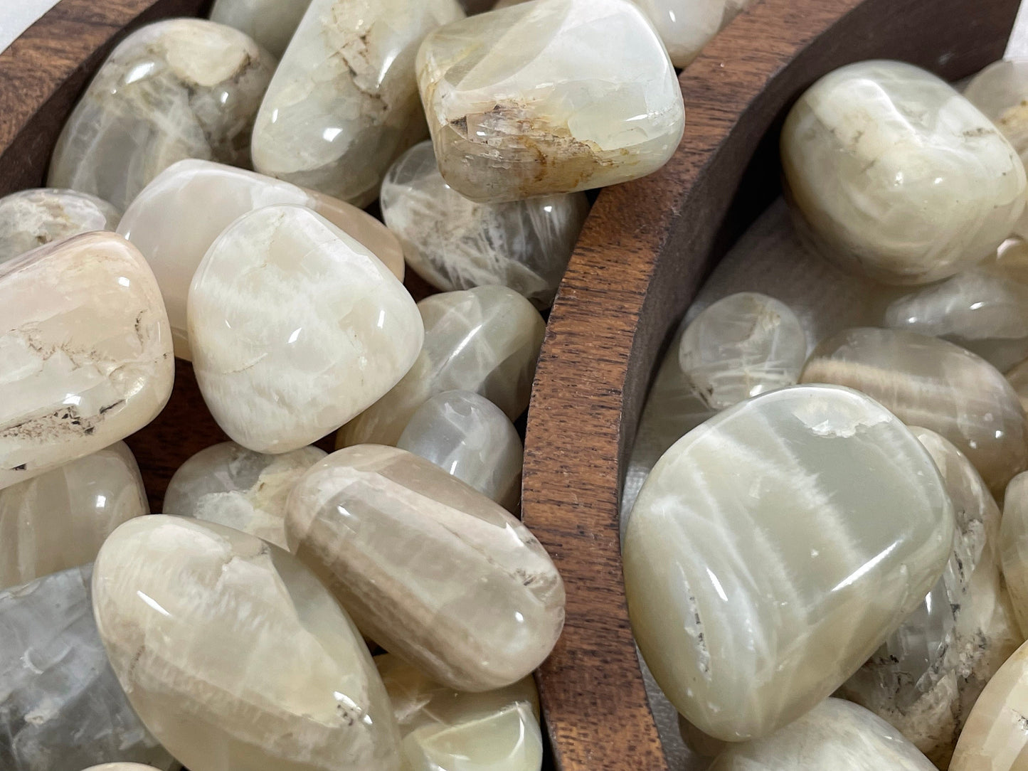 Cream-White Moonstone, Microcline