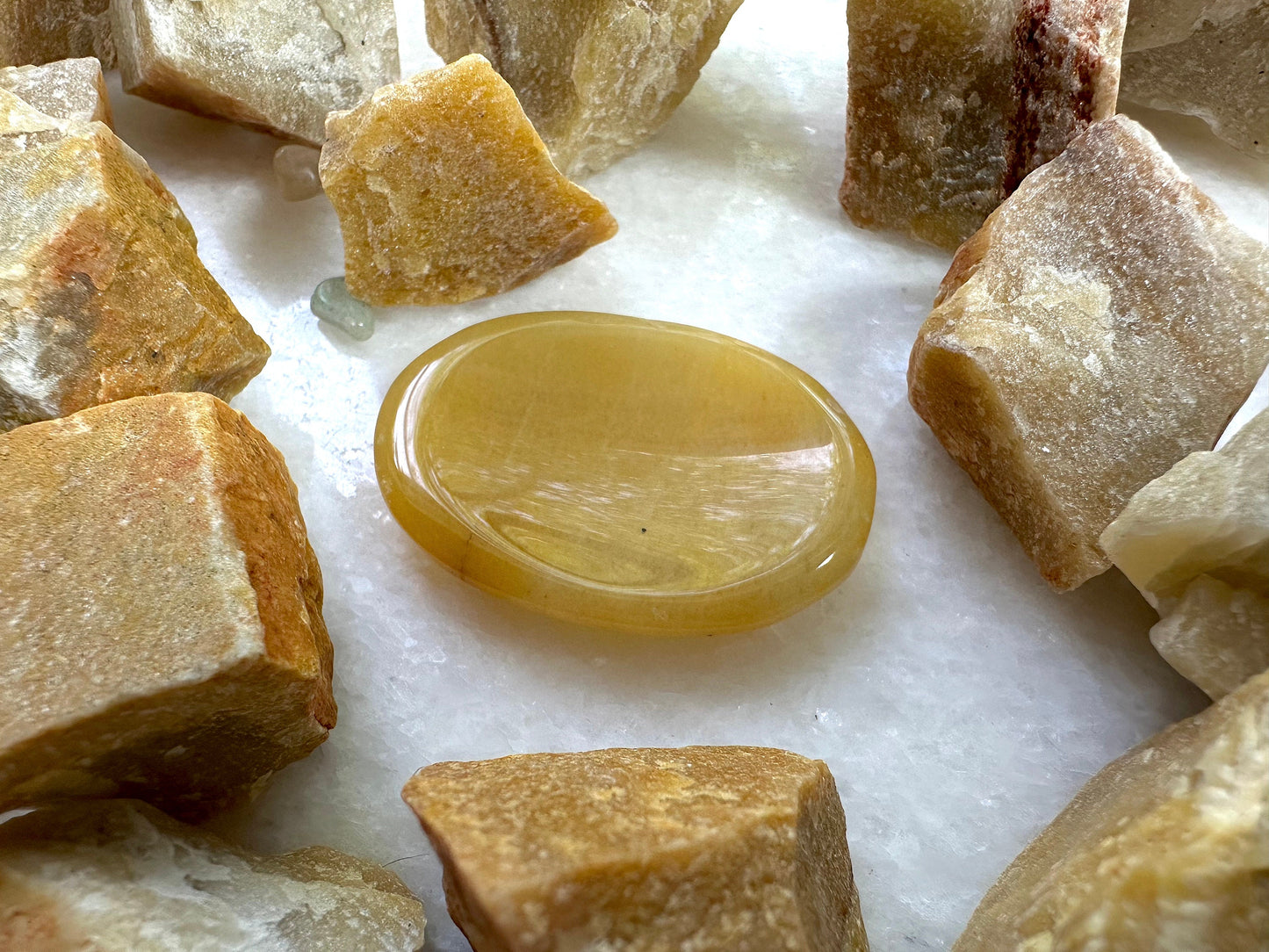 Worry Stone in Yellow Aventurine | Yellow Quartz | Thumb Stone