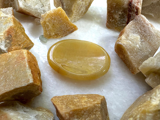 Worry Stone in Yellow Aventurine | Yellow Quartz | Thumb Stone